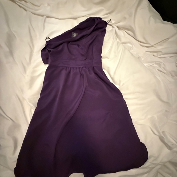 Vince Camuto Vibrant Purple one shoulder dress - Picture 2 of 5